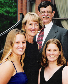 Tom and Shelley Bagg and family
